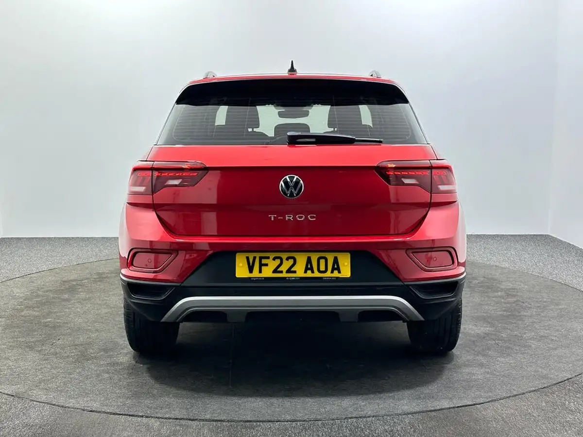 2022-volkswagen-t-roc-15-tsi-life-big-6