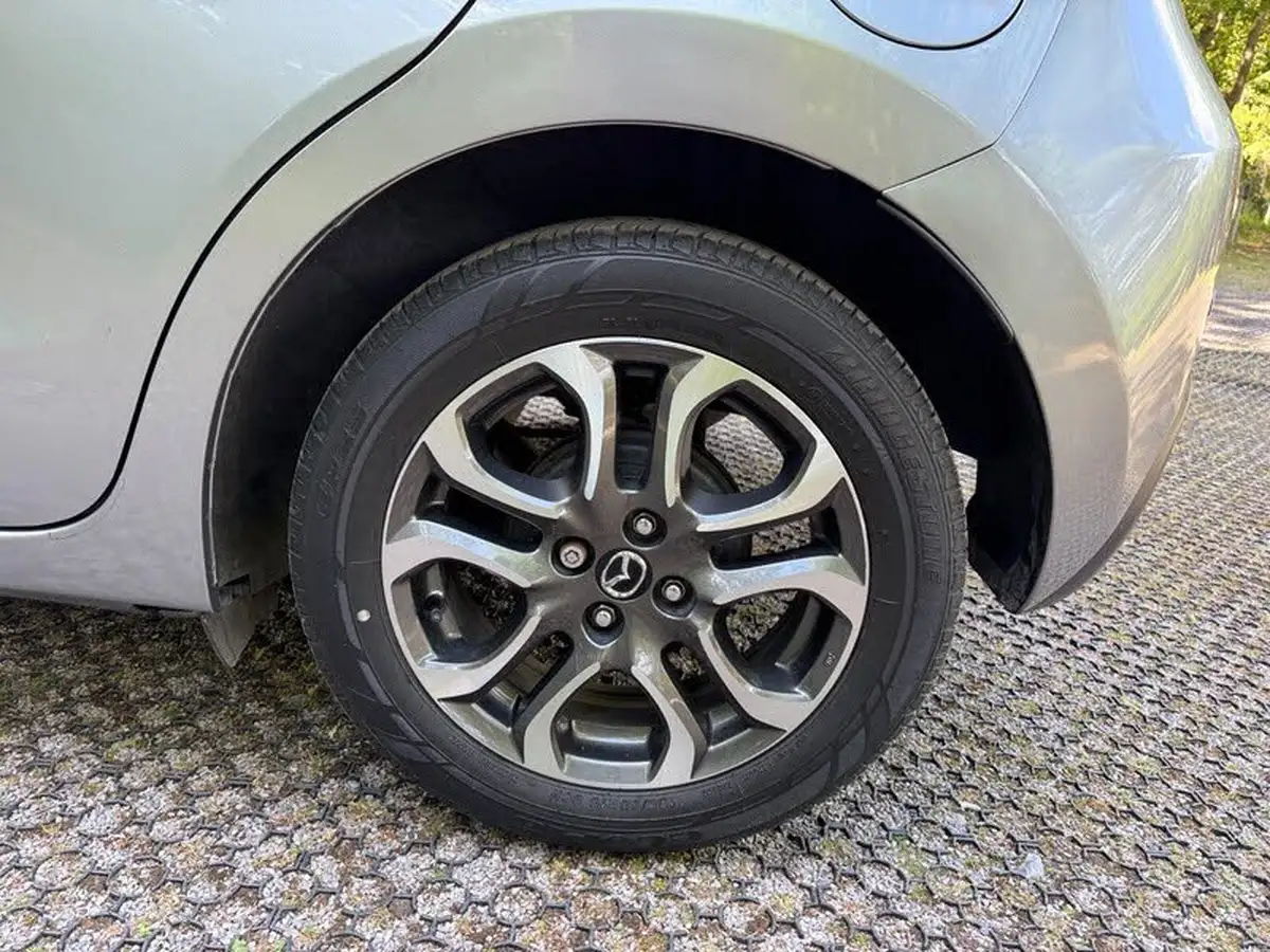 2016-mazda-mazda2-15td-sport-nav-big-59