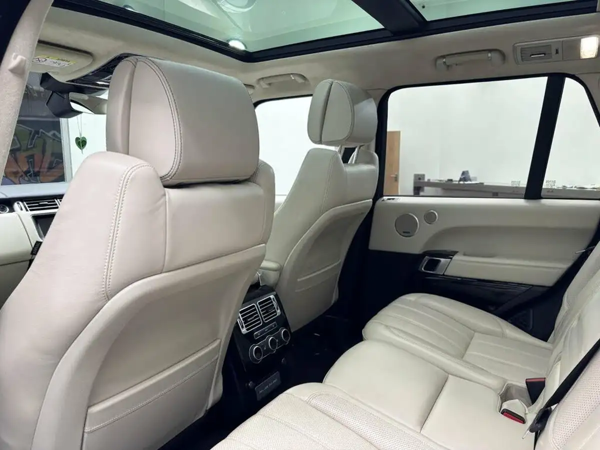 2017-land-rover-range-rover-44-sdv8-autobiography-339ps-4wd-ss-big-35