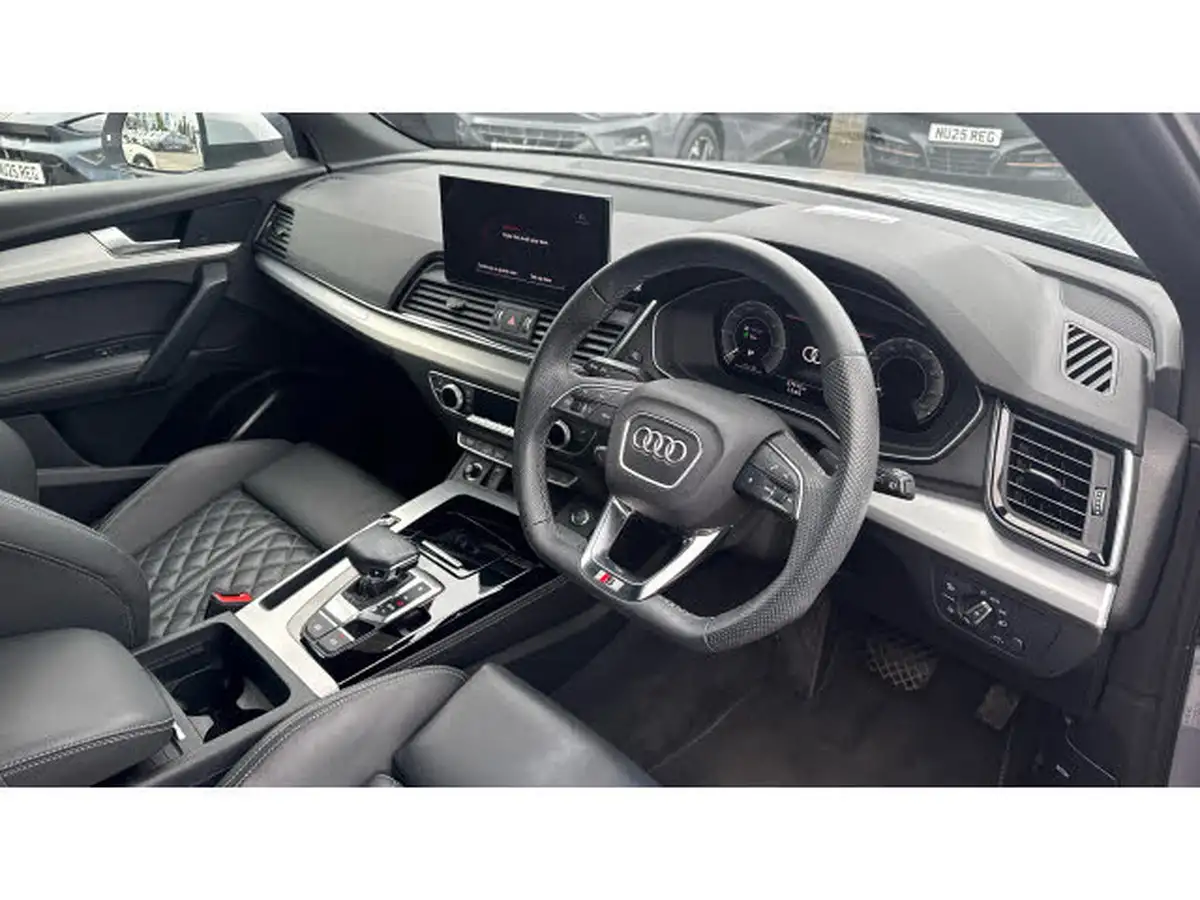 2021-audi-q5-20-55-tfsi-e-competition-station-wagon-big-10