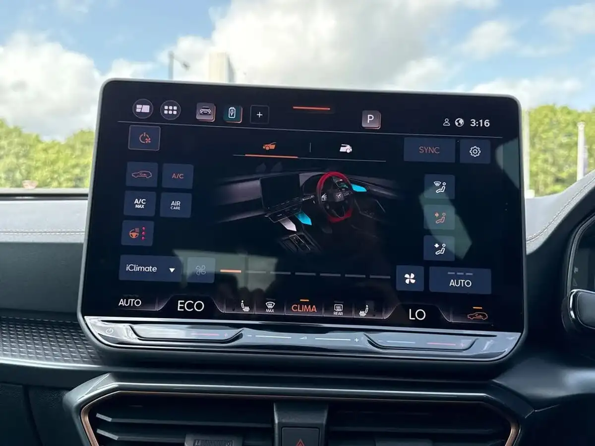 2024-cupra-formentor-15-e-hybrid-v3-big-18