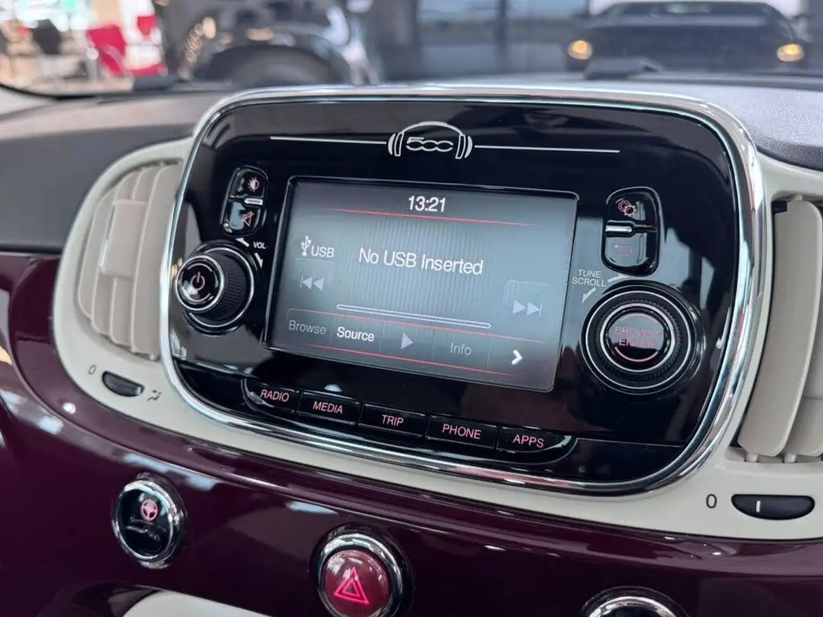 2018-fiat-500-12-lounge-big-35