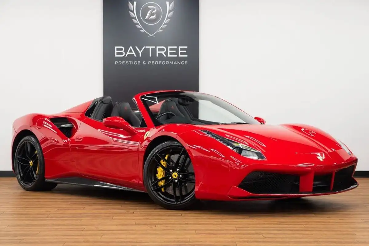 2017-ferrari-488-39-488-spider-big-0