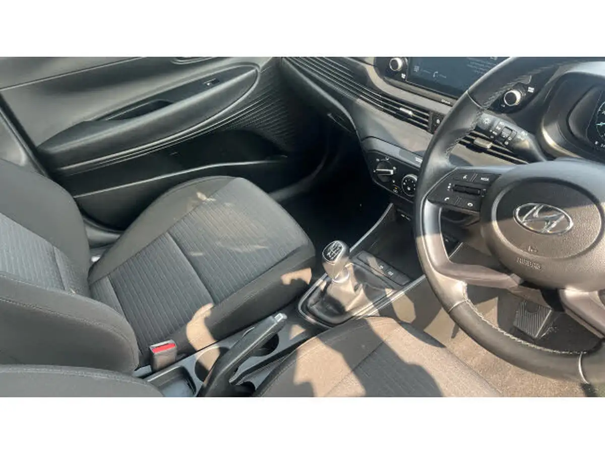 2022-hyundai-i20-10-t-gdi-se-connect-eclutch-imt-big-10