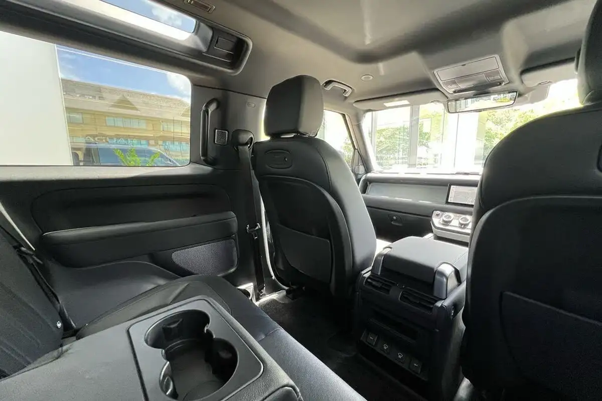 2021-land-rover-90-defender-30-d250-x-dynamic-se-big-30