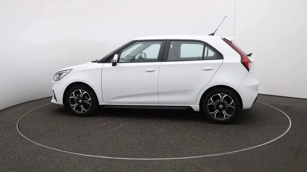 2022-mg-mg3-15-vti-tech-exclusive-nav-big-55