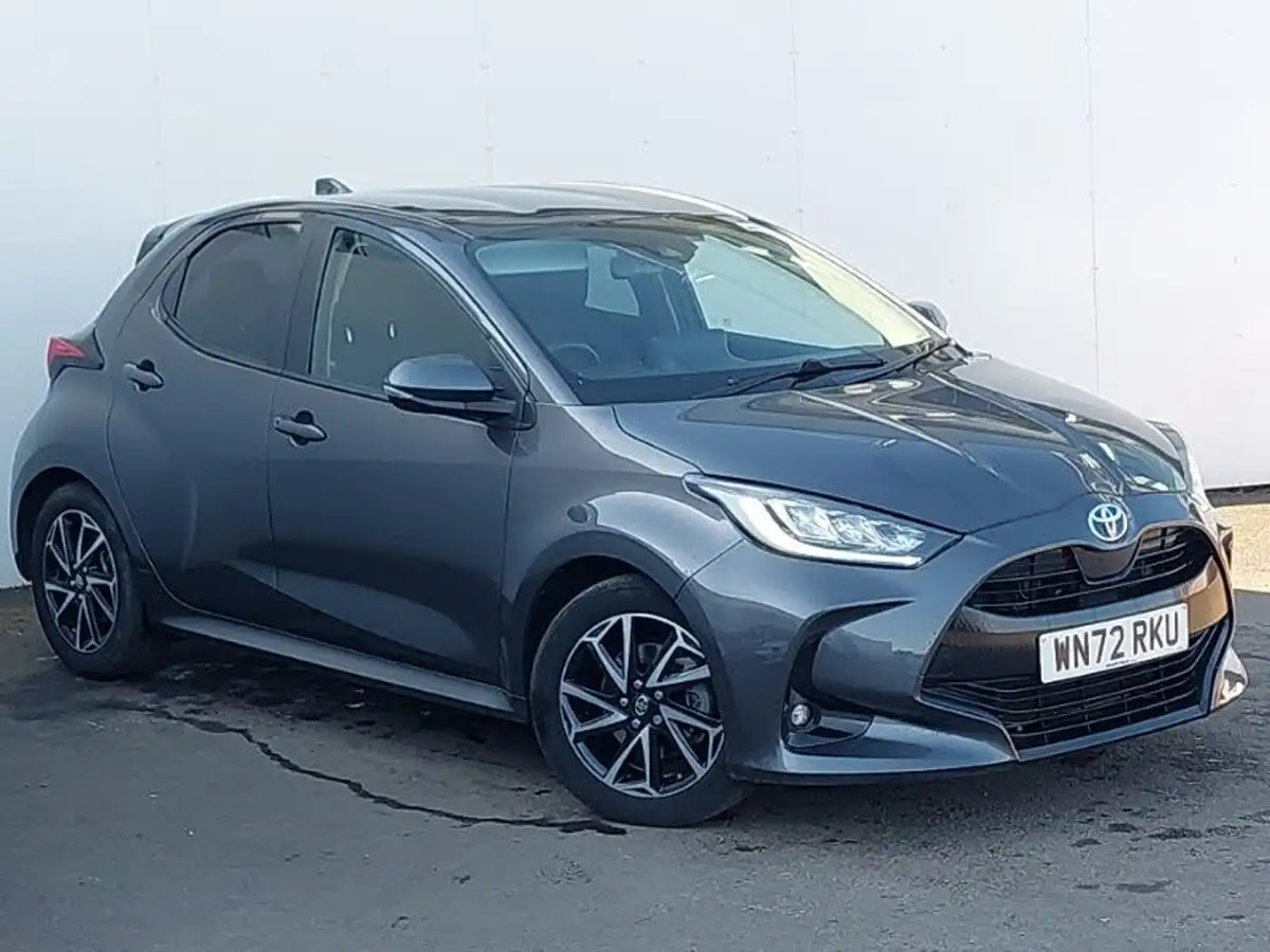 2022-toyota-yaris-15-vvt-i-design-big-11