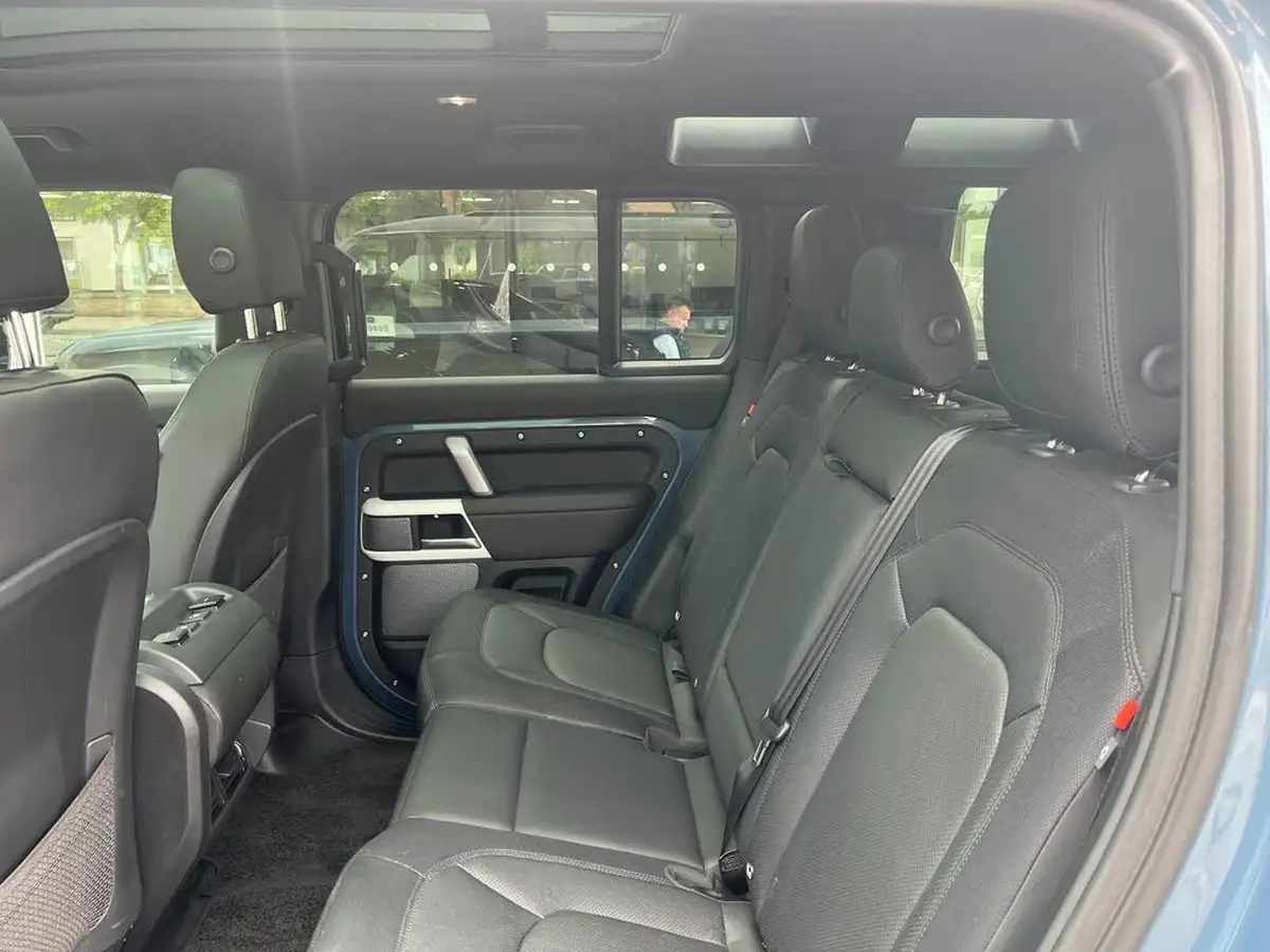 2024-land-rover-110-defender-20-p400e-x-dynamic-se-big-24