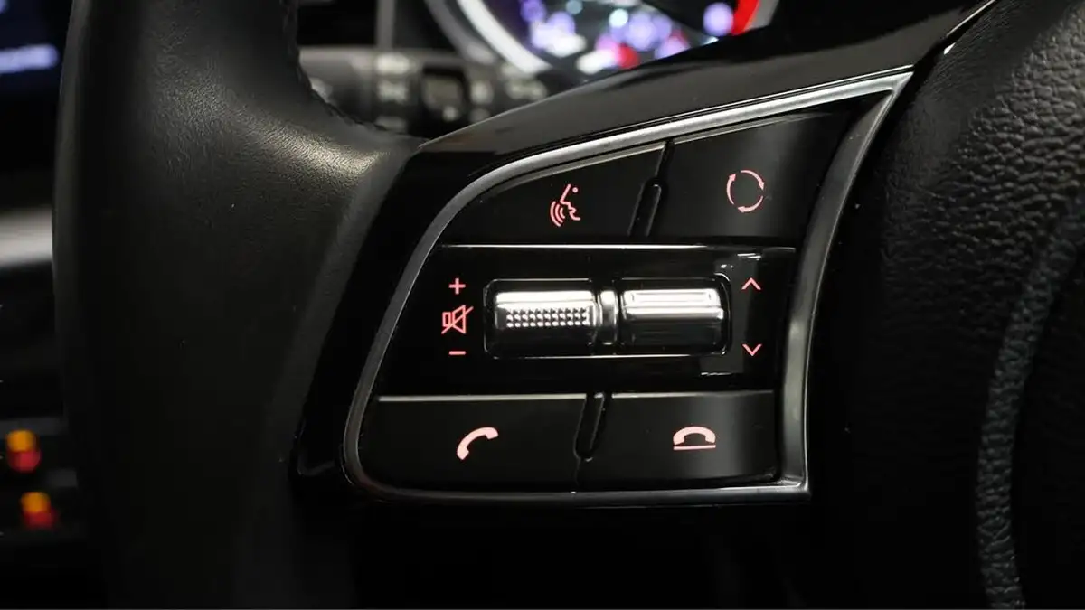 2022-kia-xceed-10-t-gdi-2-big-22