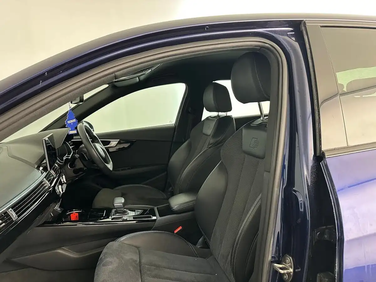 2020-audi-a4-20-35-tdi-black-edition-big-13