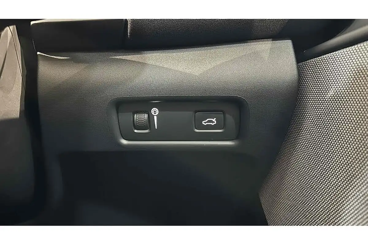 2021-polestar-polestar-2-e-ps2-300kw-longe-dual-plus-pilot-big-47