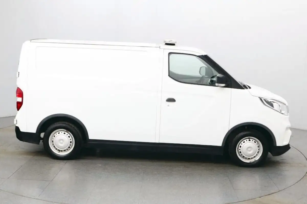 2021-maxus-e-deliver-3-e-l1h1-35kwh-big-7