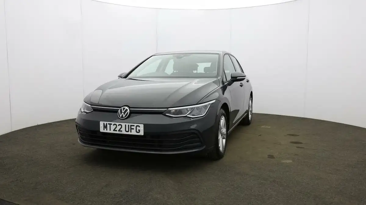 2022-volkswagen-golf-15-tsi-life-130ps-hatchback-big-38