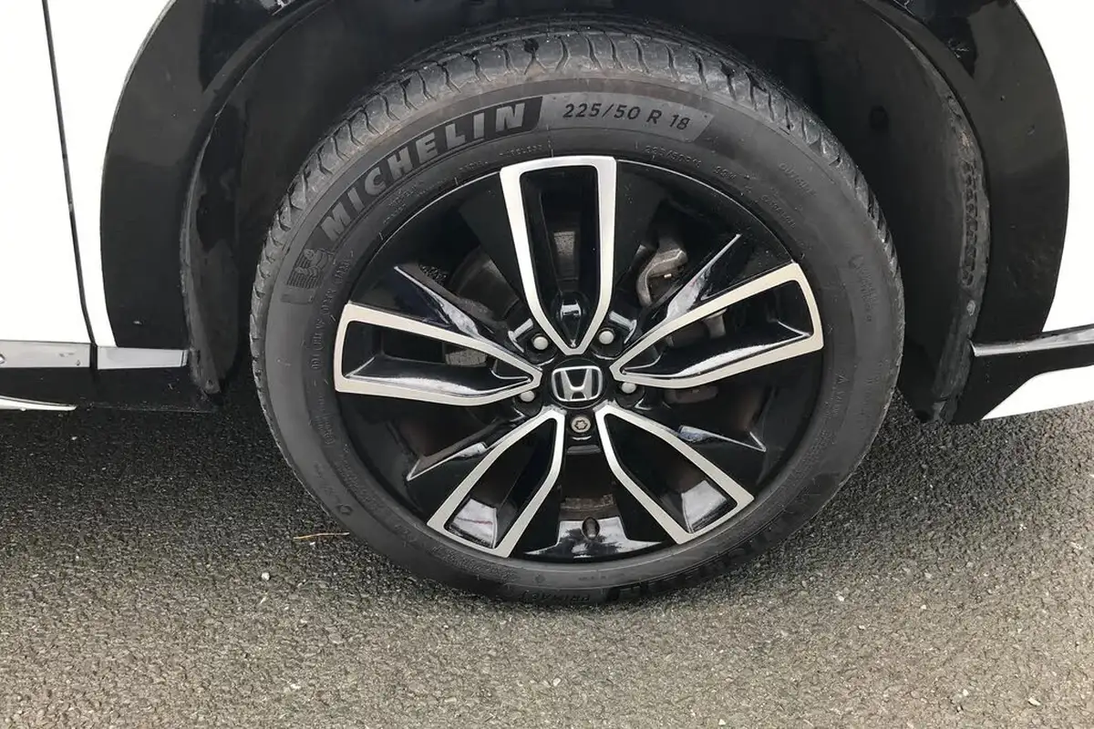 2021-honda-hr-v-15-i-mmd-advance-big-5
