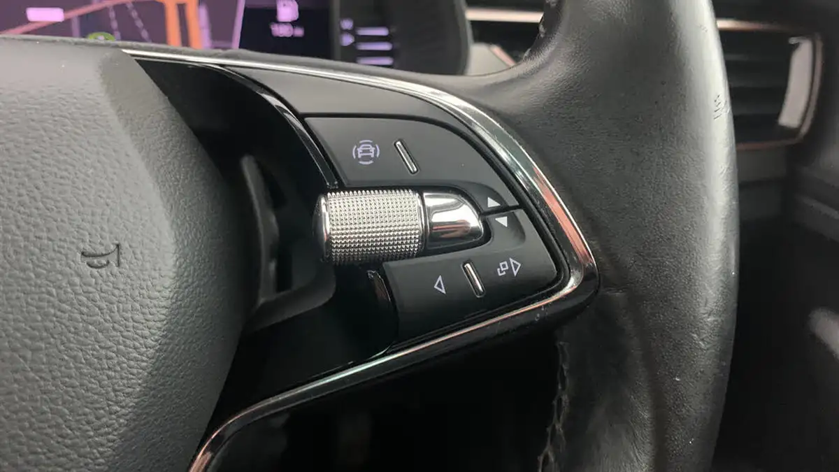 2021-skoda-scala-15-tsi-se-l-dsg-big-17