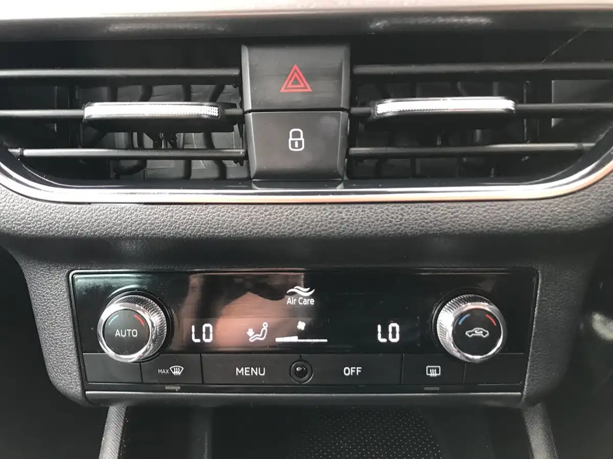 2022-skoda-scala-10-tsi-se-l-115ps-dsg-big-16