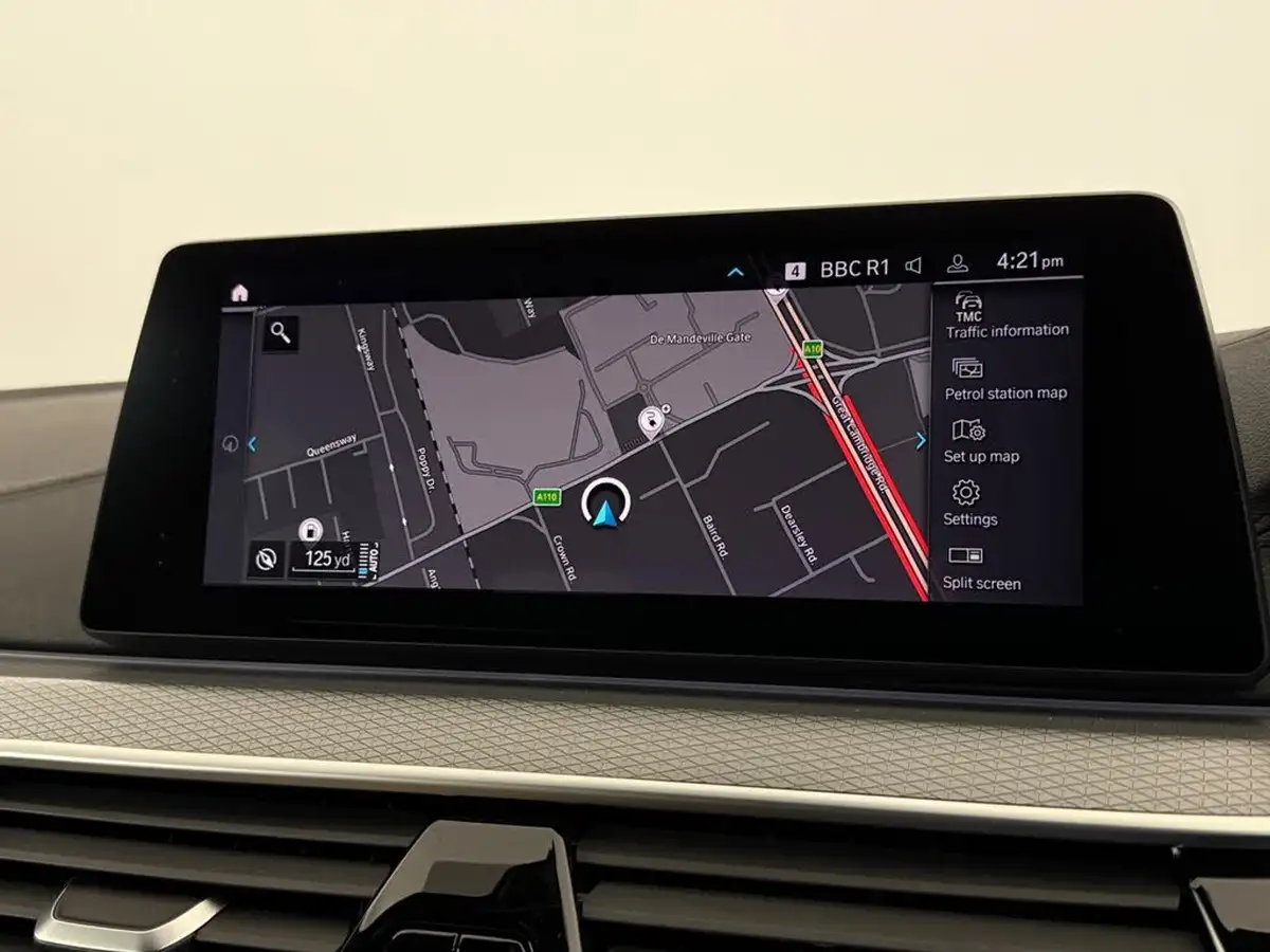 2019-bmw-5-series-big-23