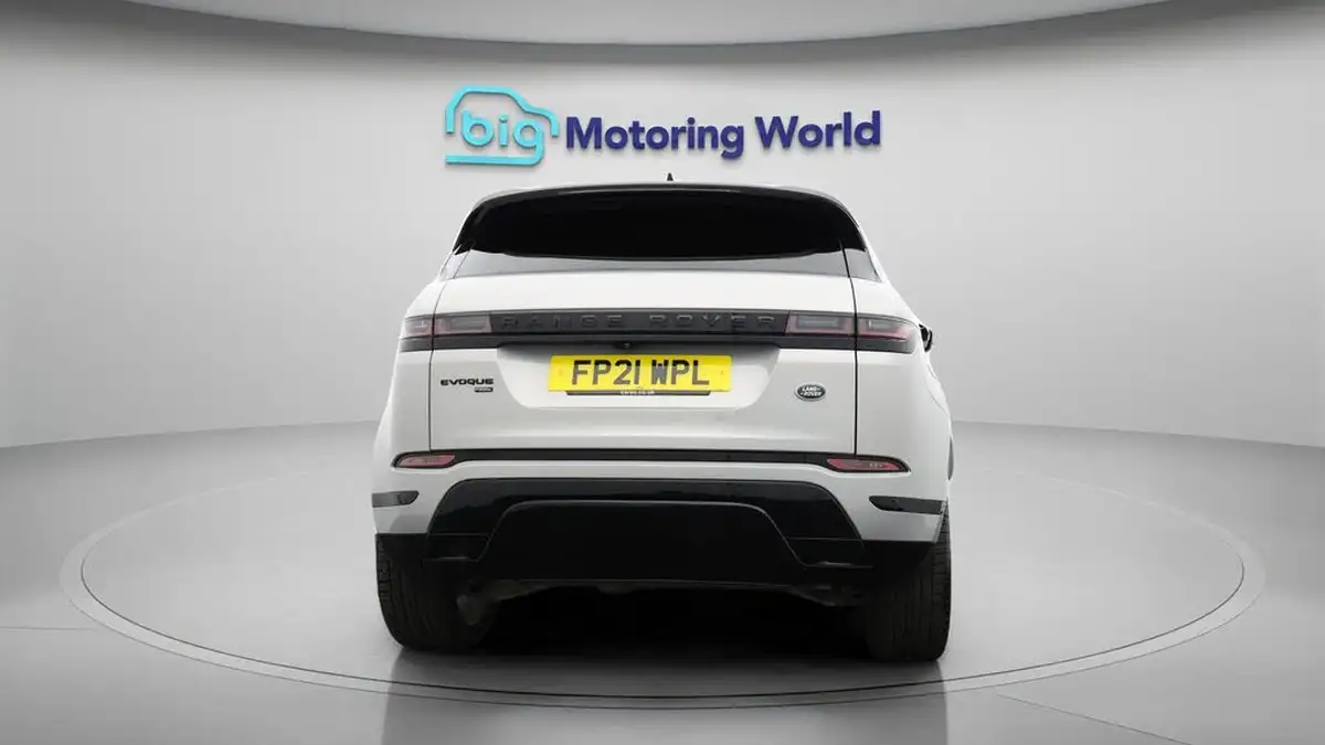 2021-land-rover-range-rover-evoque-15-p300e-r-dynamic-se-big-6