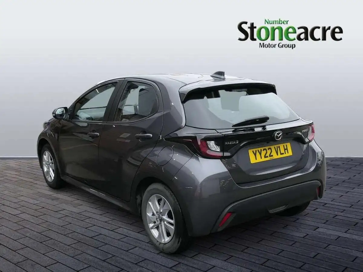 2022-mazda-mazda2-15-agile-big-3