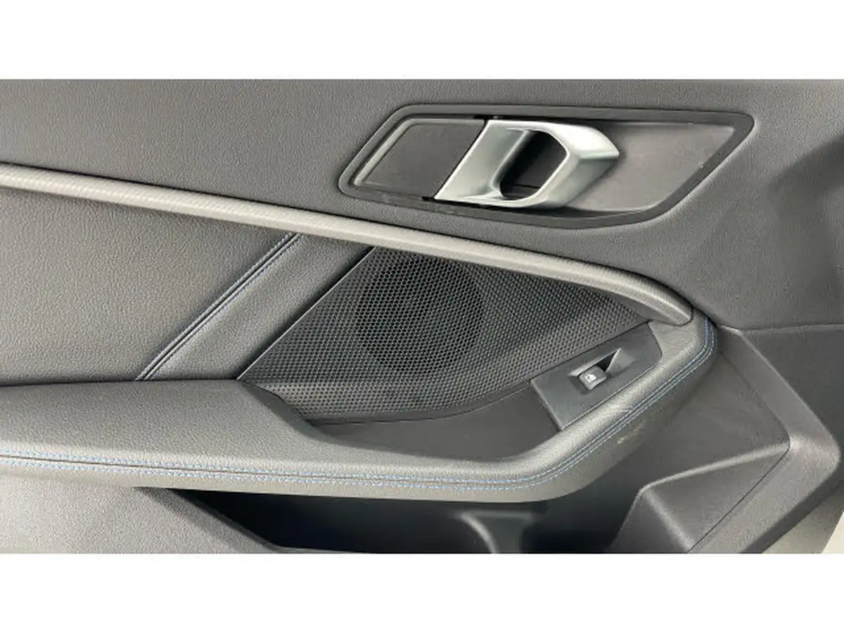 2024-bmw-2-series-15-218i-m-sport-coupe-4d-dct-big-25