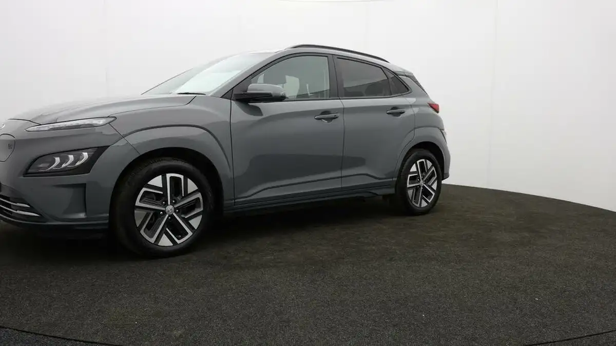 2022-hyundai-kona-e-premium-204ps-64kwh-7kw-obc-big-60