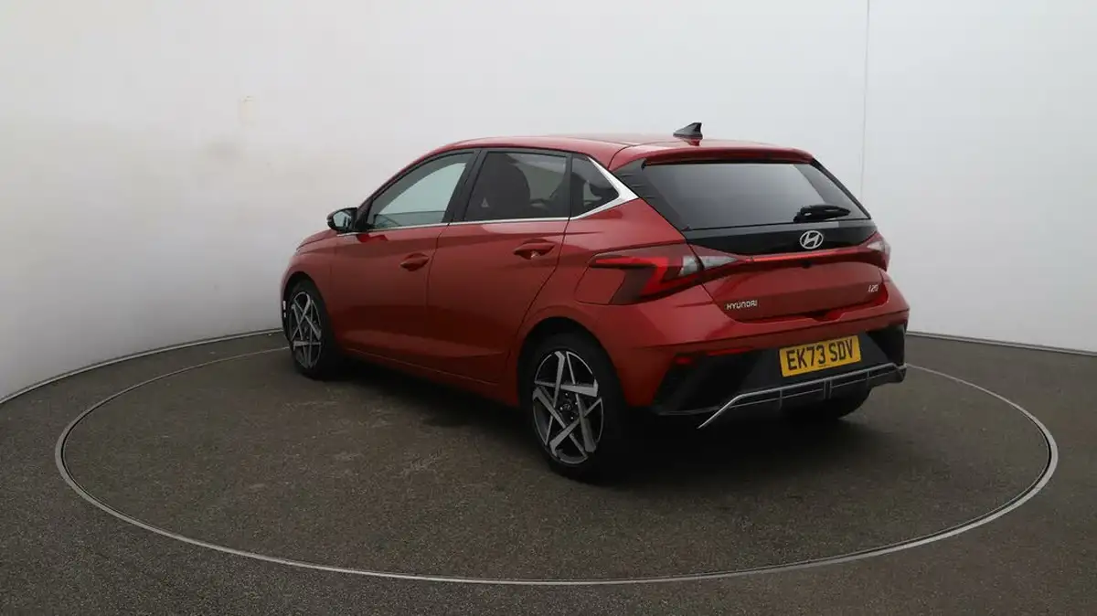 2024-hyundai-i20-10-t-gdi-premium-dct-big-55