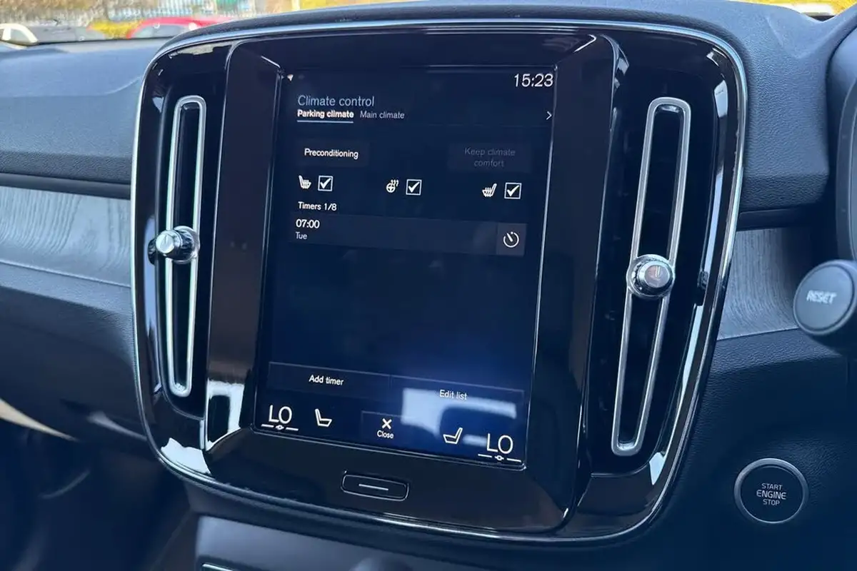 2020-volvo-xc40-15-t5-inscription-plug-in-hybrid-big-52