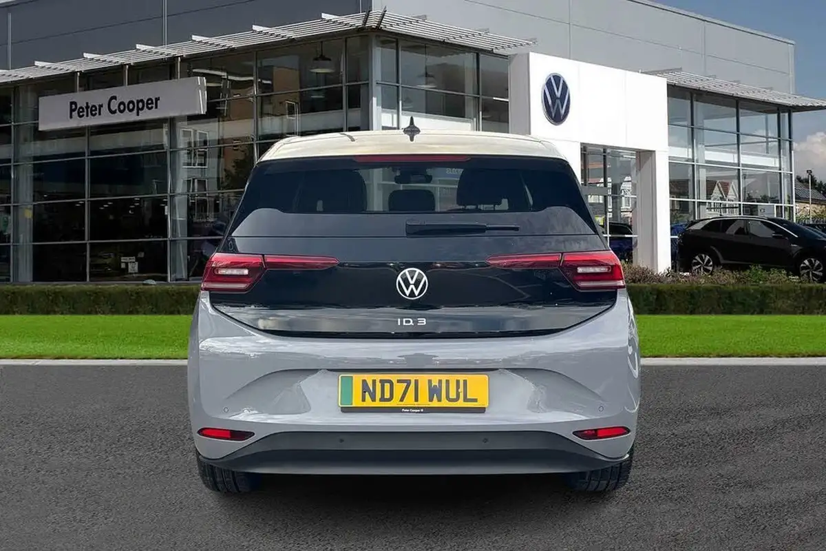 2021-volkswagen-id3-e-family-145ps-big-38