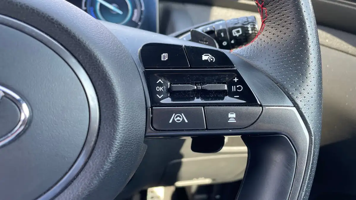 2023-hyundai-tucson-16-t-gdi-n-line-s-230ps-hybrid-auto-big-16
