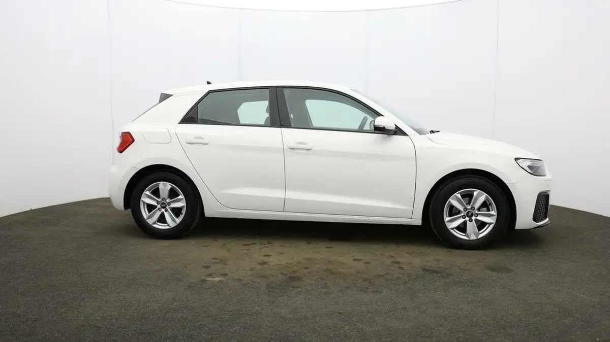 2023-audi-a1-10-25-tfsi-technik-big-43