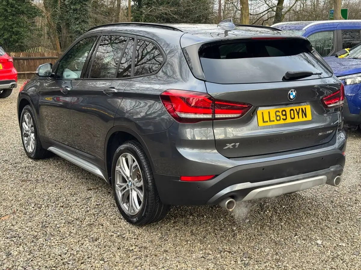 2019-bmw-x1-20-sdrive-20i-xline-sdrive20i-big-4