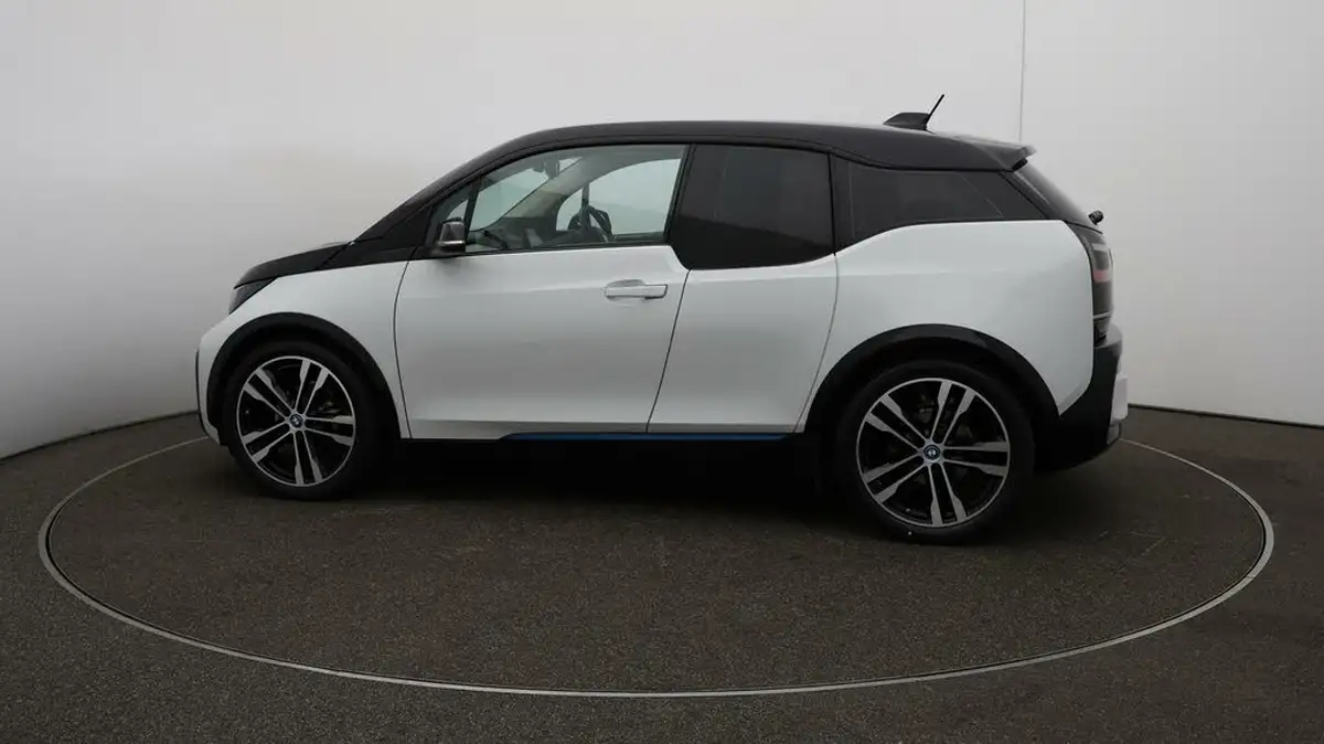 2022-bmw-i3-e-120-ah-s-big-49