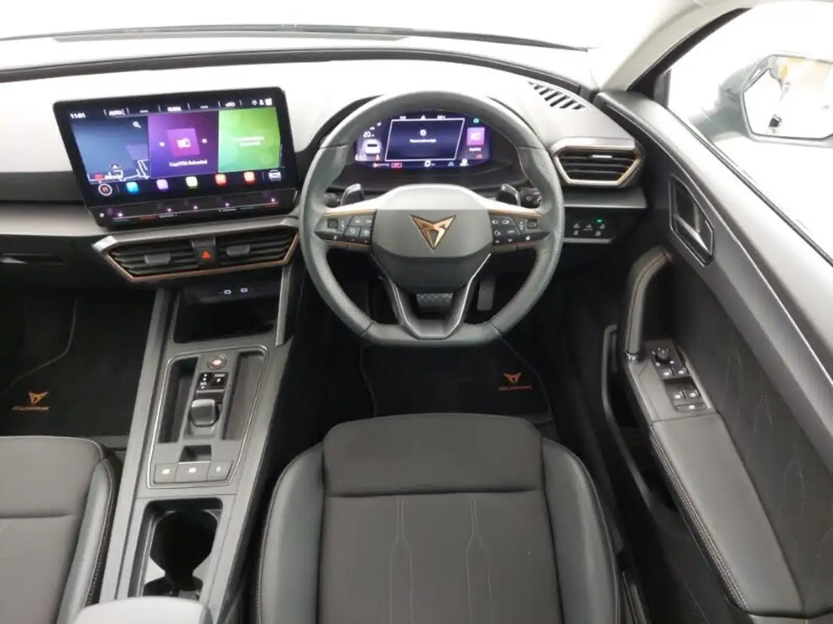 2024-cupra-leon-nf-15-etsi-v1-hatchback-big-6
