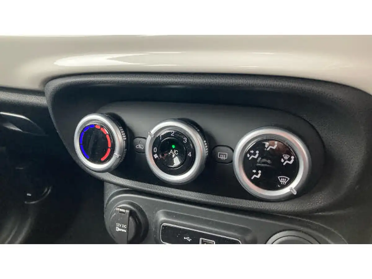 2019-fiat-500l-14-city-cross-big-32