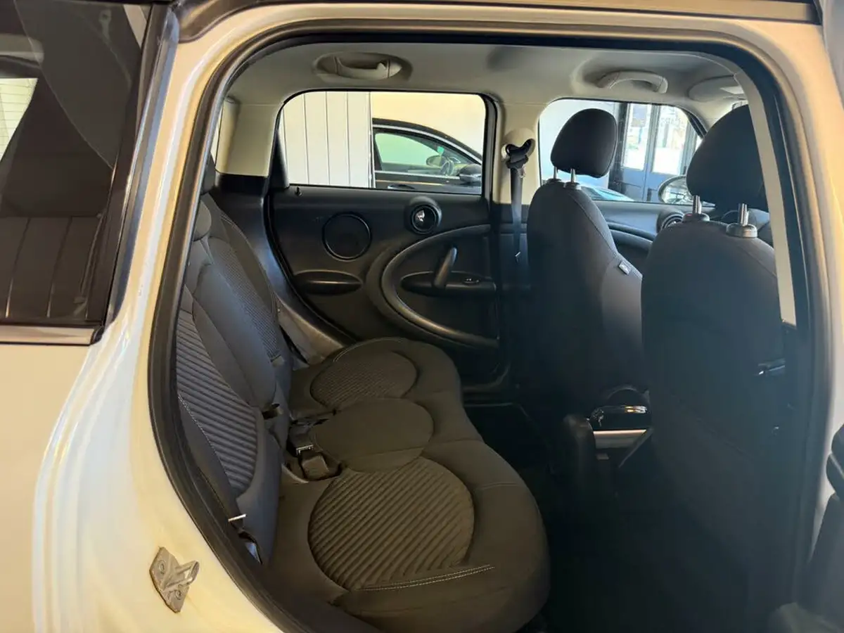2015-mini-countryman-20td-cooper-sd-big-9