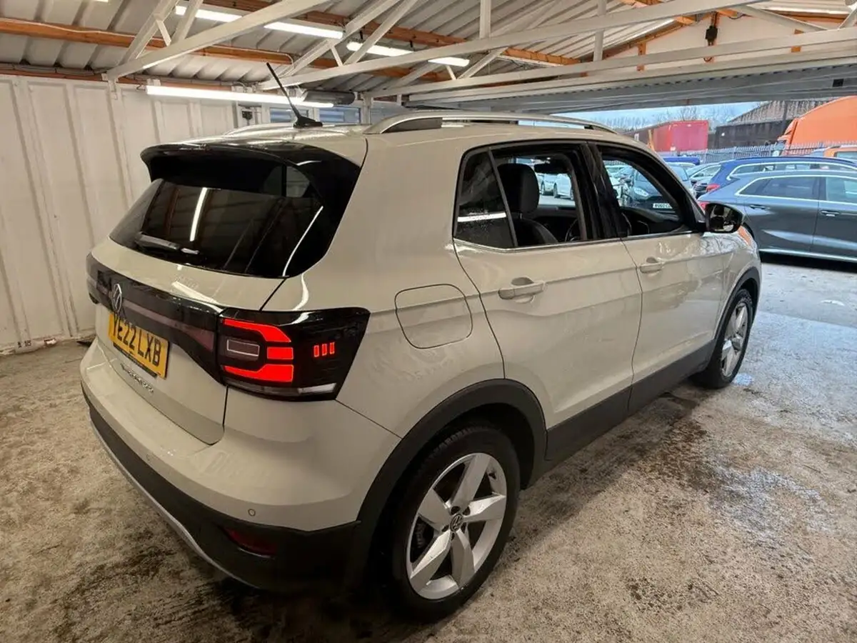 2022-volkswagen-t-cross-10-tsi-sel-dsg-big-11