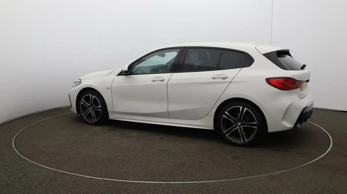 2022-bmw-1-series-15-118i-m-sport-lcp-pro-pack-big-39