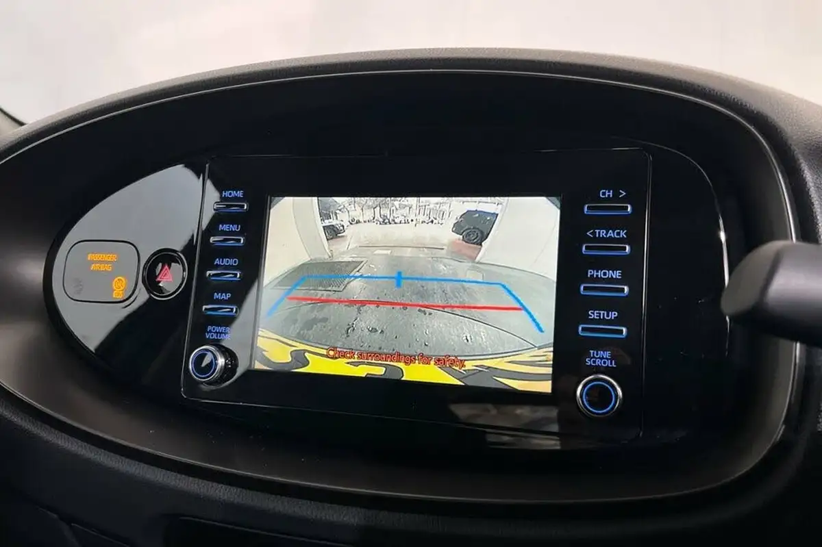 2023-toyota-aygo-x-10-vvt-i-pure-big-25