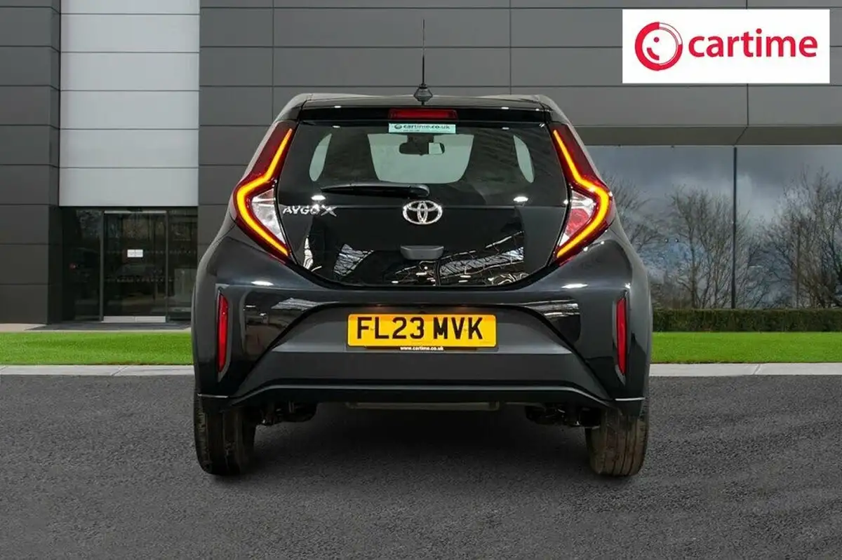 2023-toyota-aygo-x-10-vvt-i-pure-big-4