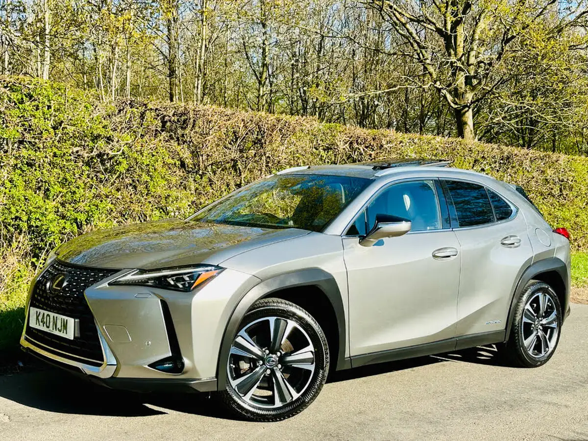 2021-lexus-ux-250h-20-takumi-big-0