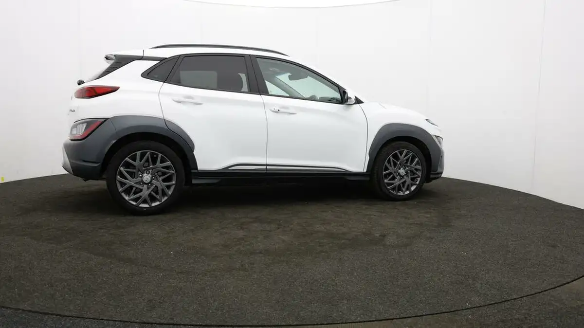 2022-hyundai-kona-16-gdi-premium-big-28