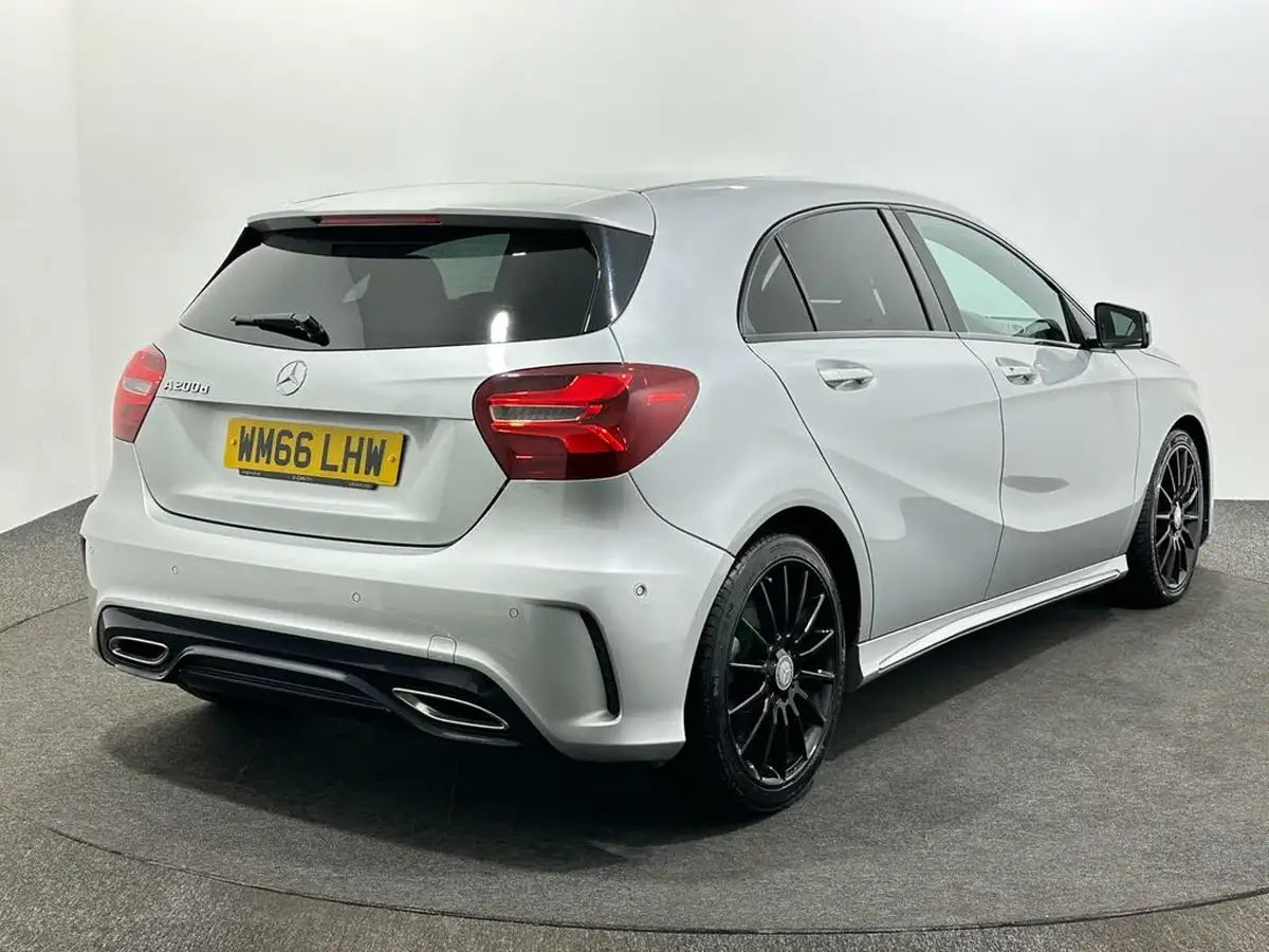 2016-mercedes-benz-a-class-21d-a200d-amg-line-136ps-premiumss-7g-dct-big-6