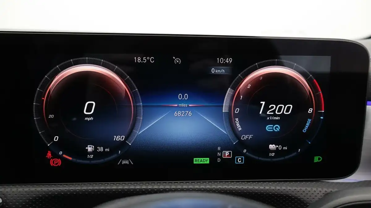 2020-mercedes-benz-cla-13-cla-250e-amg-line-premium-coupe-4d-big-10