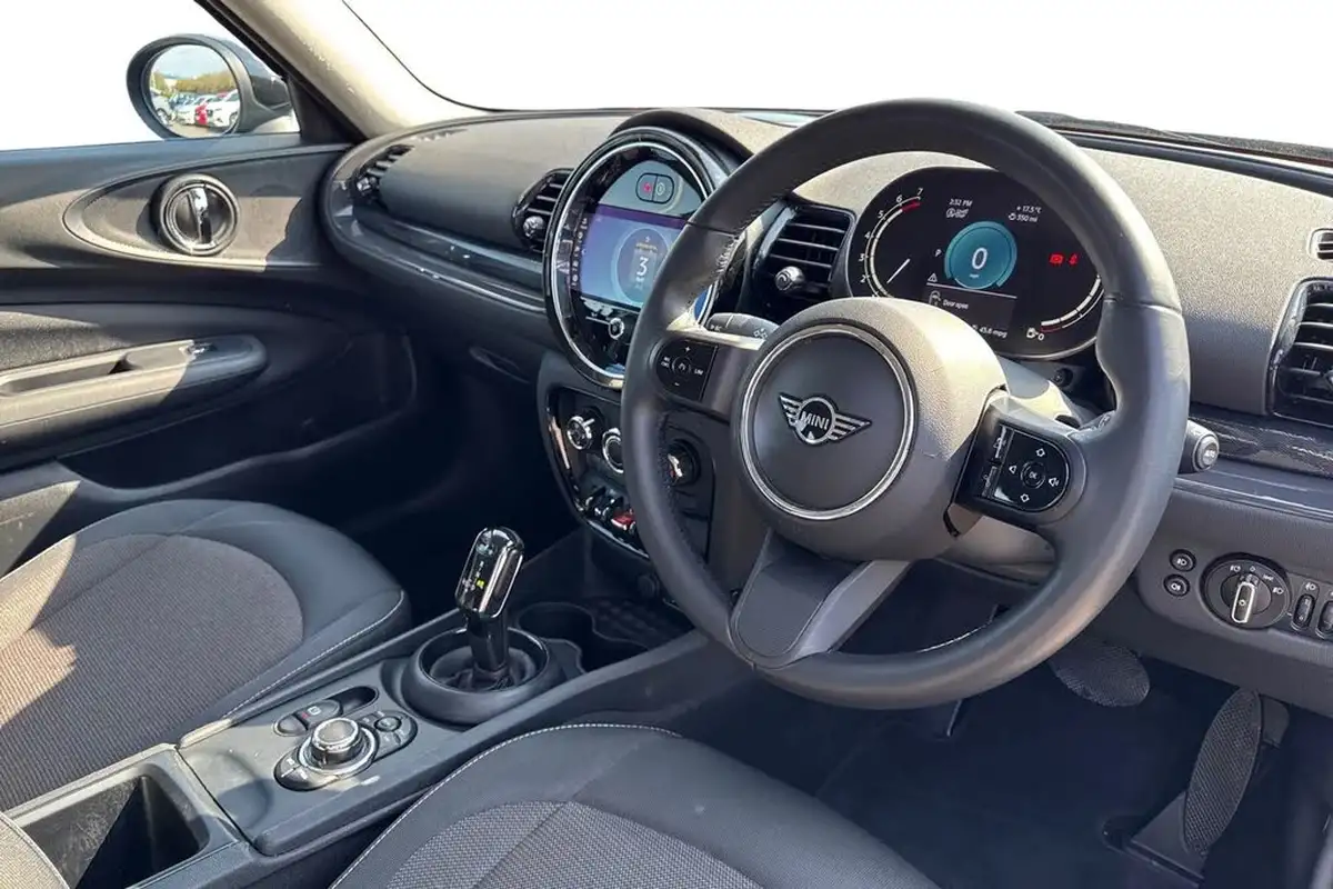 2021-mini-clubman-15-cooper-classic-auto-big-12