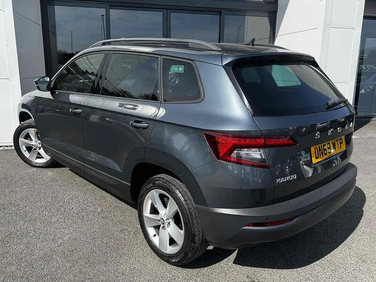 2019-skoda-karoq-10-tsi-se-big-11