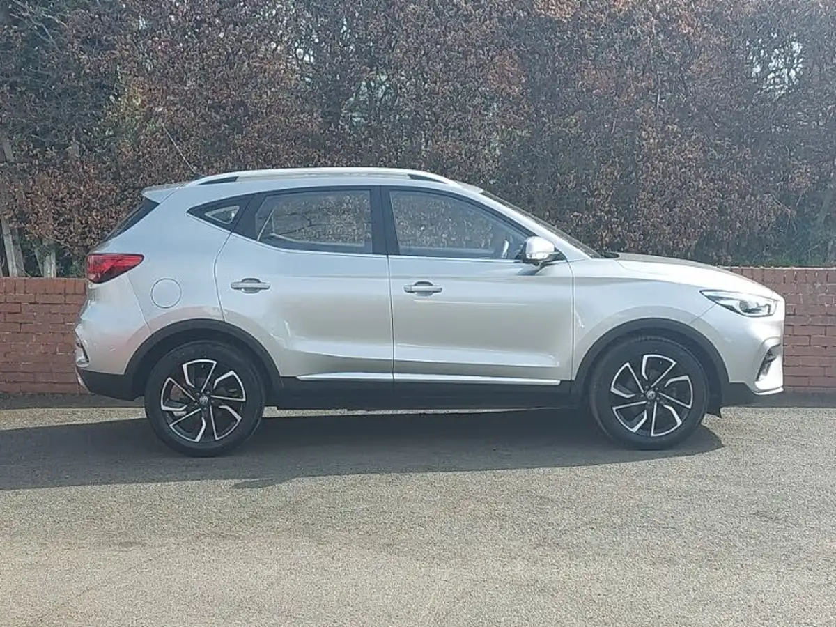 2022-mg-zs-suv-15-vti-tech-exclusive-big-11
