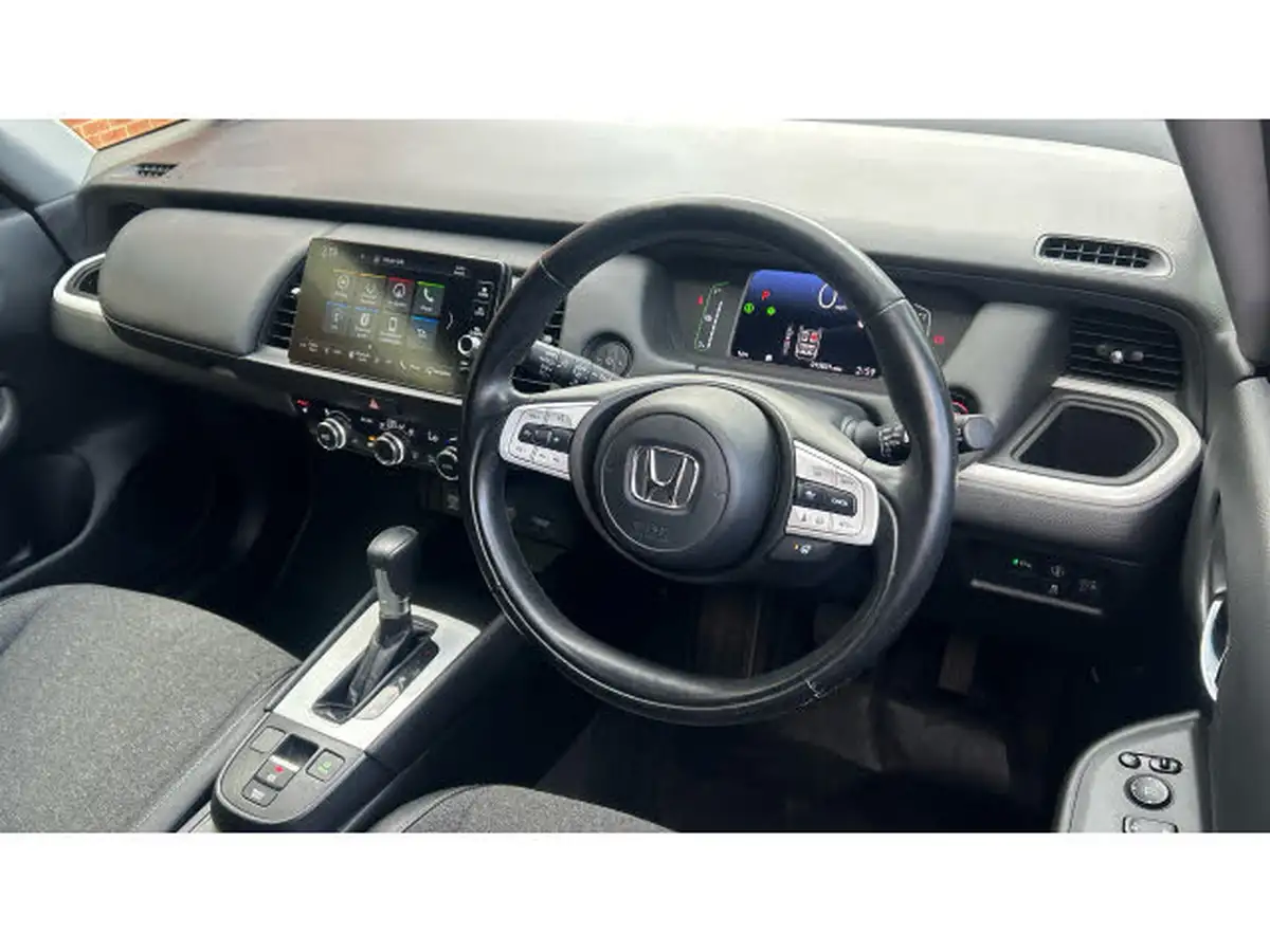2020-honda-jazz-15-i-mmd-ex-big-26