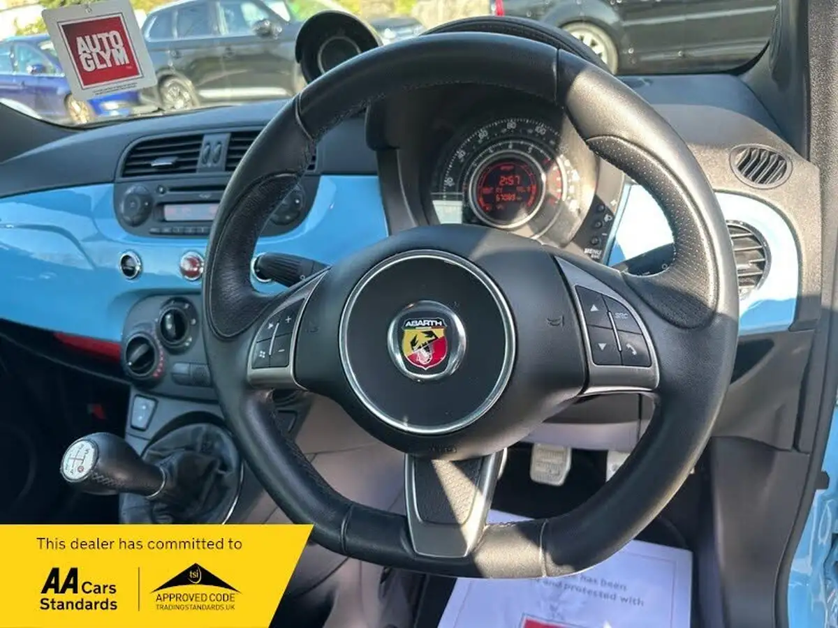2013-abarth-500-big-11