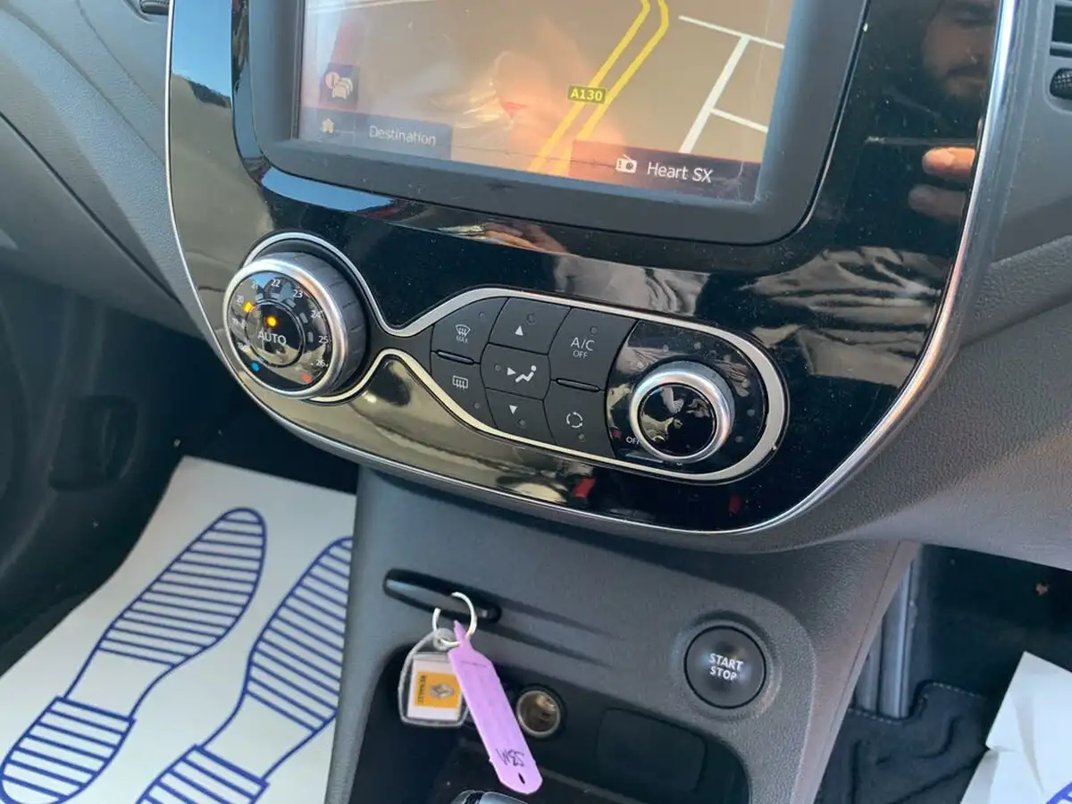 2017-renault-captur-12-dynamique-s-nav-big-17