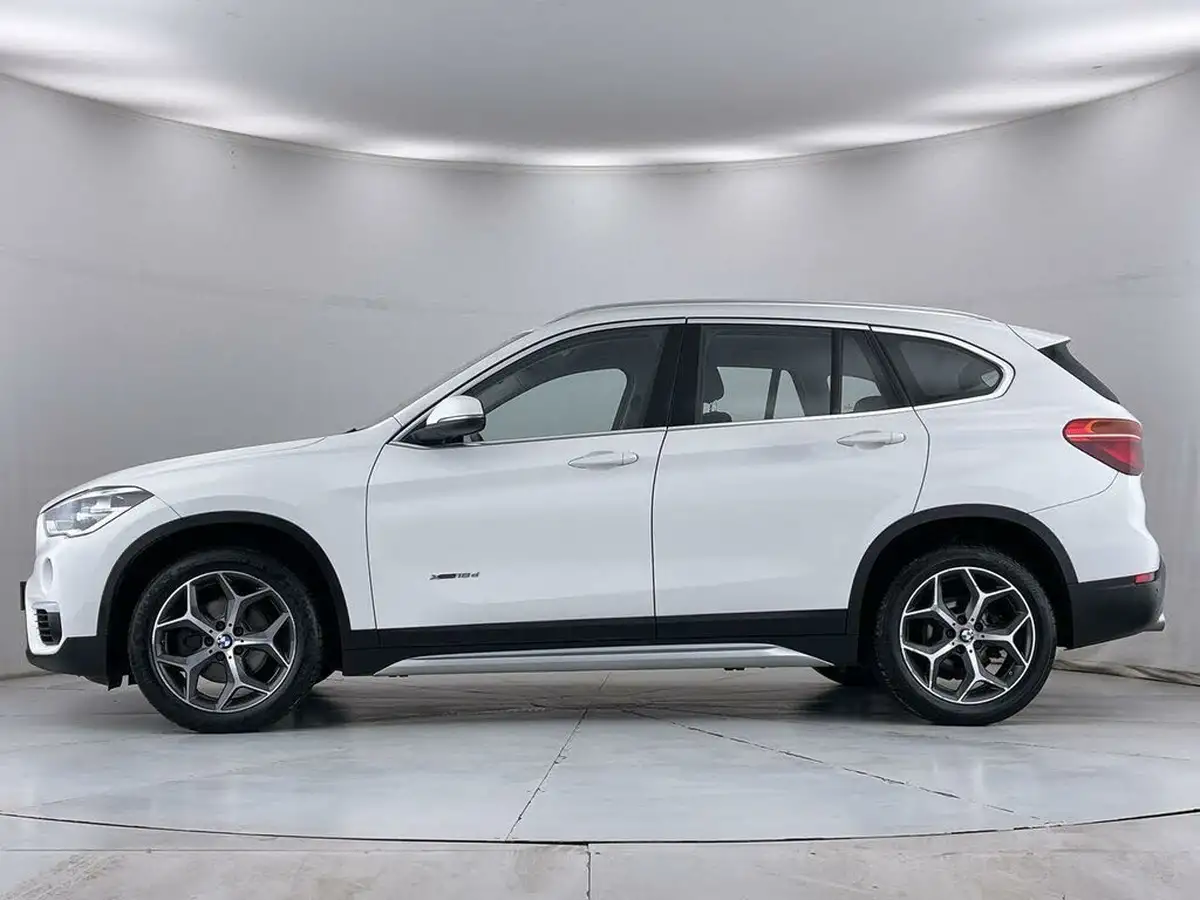 2016-bmw-x1-20td-xdrive18d-xline-big-10